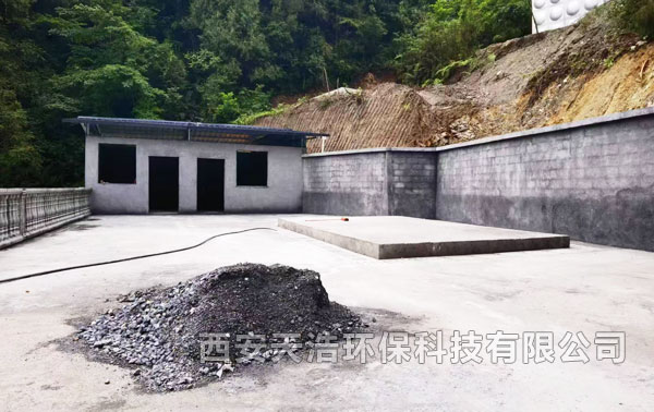 湖北咸豐縣30噸/小時農(nóng)村生活飲水不銹鋼一體化凈水設備安裝調(diào)試項目